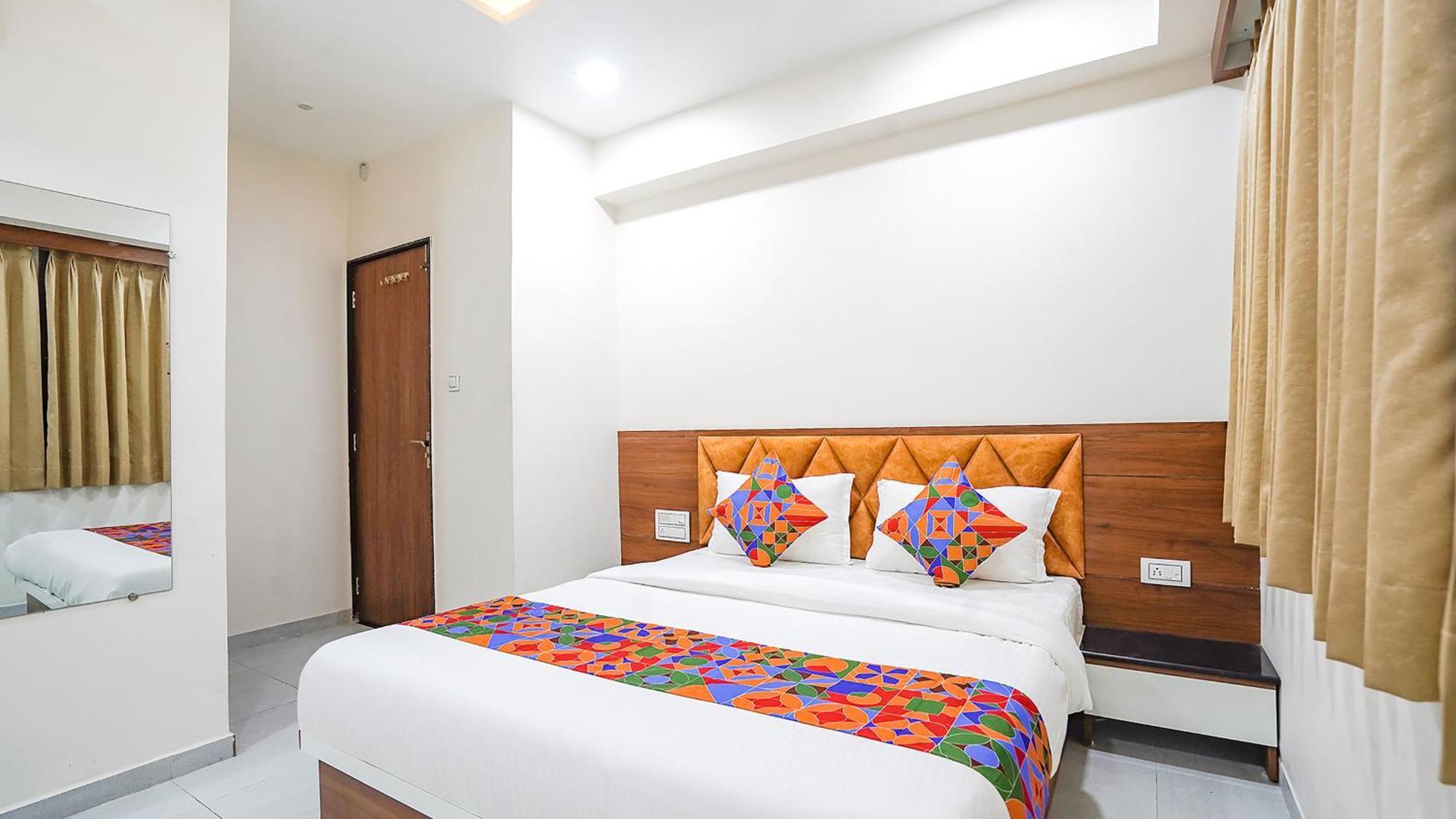 Fabhotel Vishala In Amhedabad Dış mekan fotoğraf