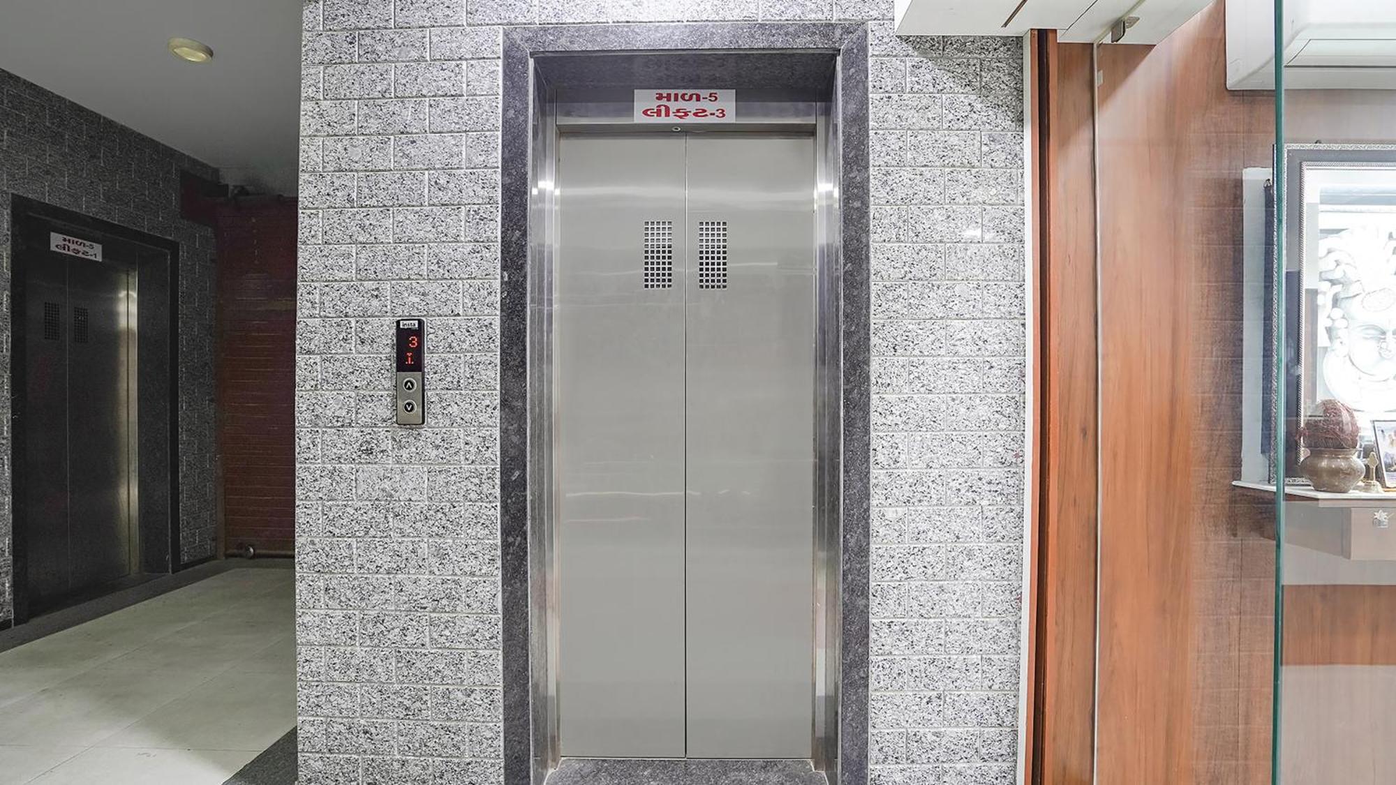Fabhotel Vishala In Amhedabad Dış mekan fotoğraf