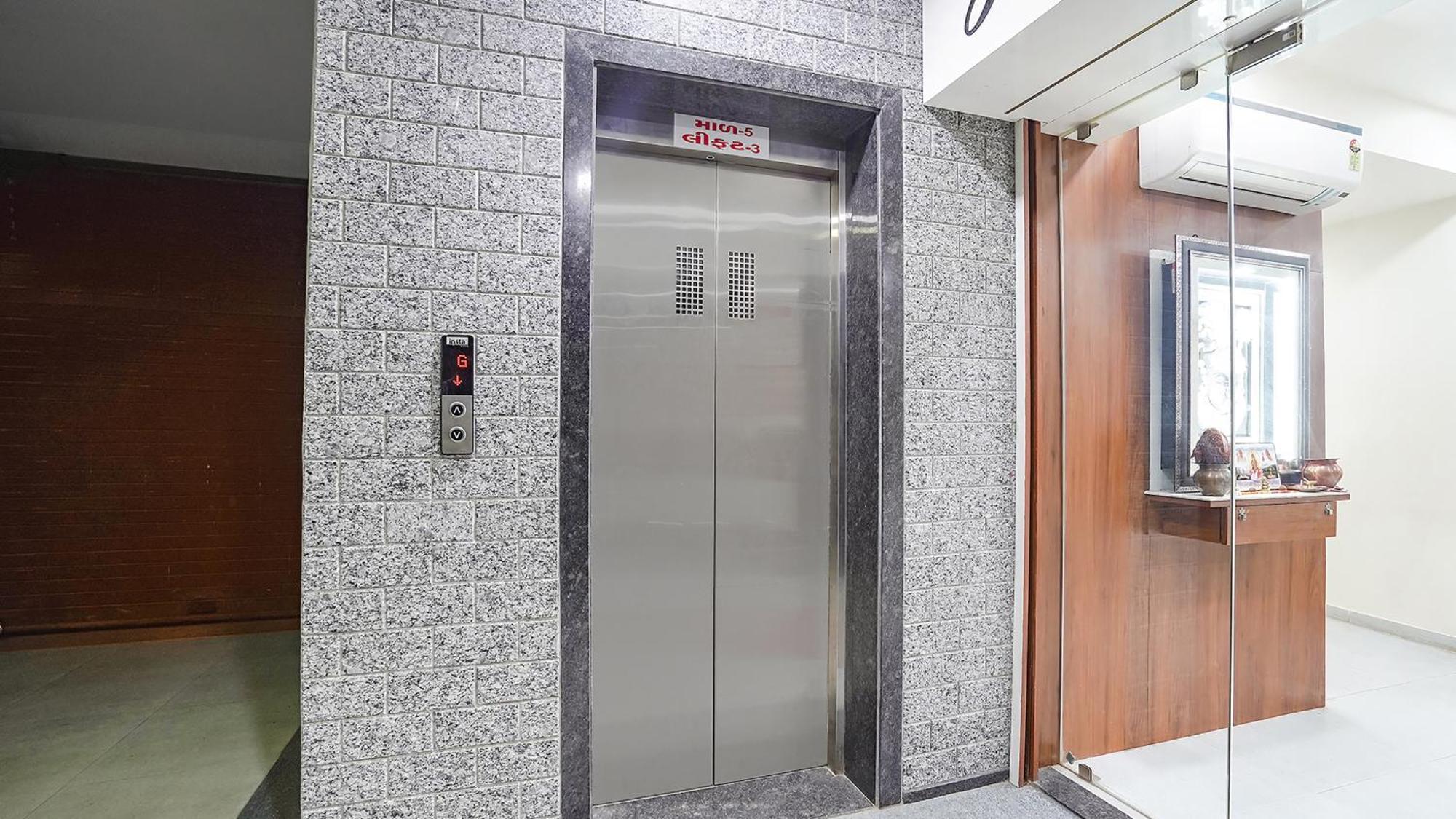 Fabhotel Vishala In Amhedabad Dış mekan fotoğraf